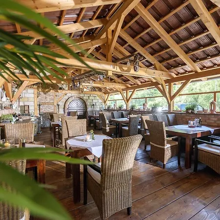 Korbstadthotel Krone מלון 3*